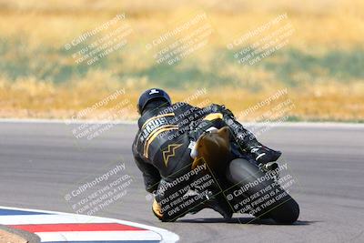 media/Apr-30-2023-CRA (Sun) [[020fcf5d43]]/Race 11-600 Expert Superbike/